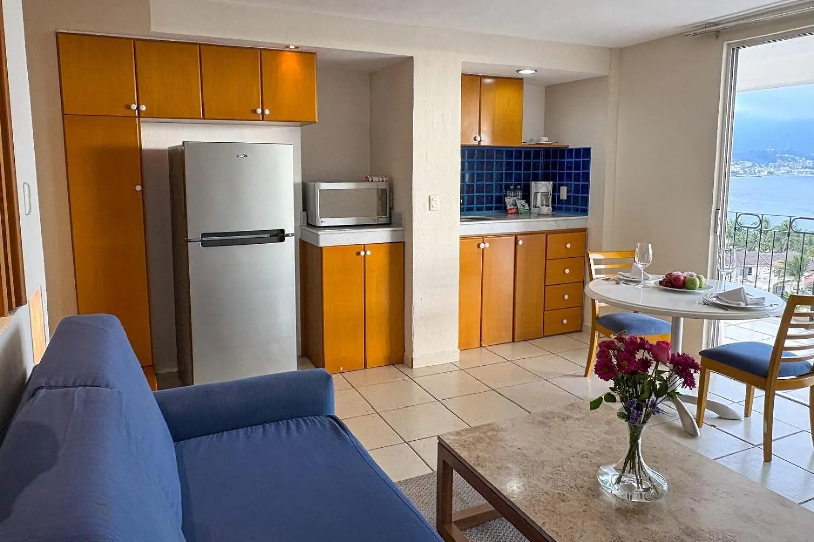 Prime Beachfront Flat & Balcony! Puerto Vallarta