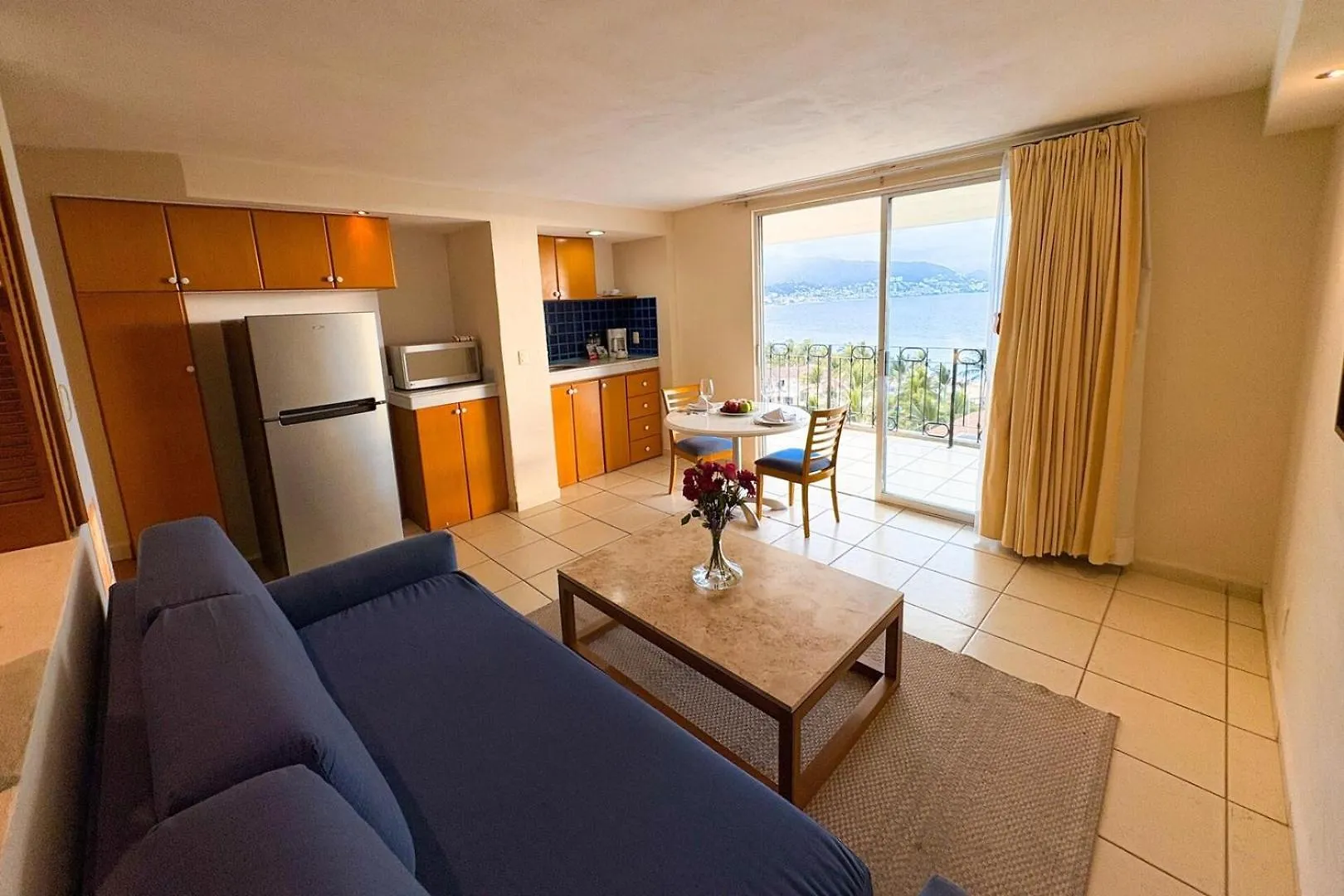 Prime Beachfront Flat & Balcony! Puerto Vallarta